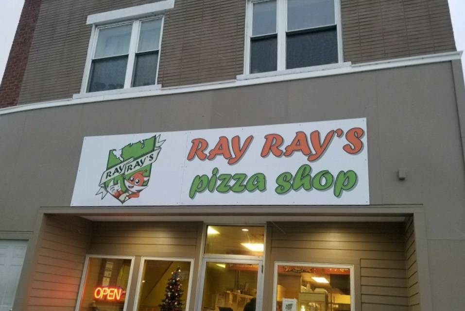 Ray Ray’s Pizza Shop | restaurant | 12047 E Main St, Wolcott, NY 14590, USA | 3155941866 OR +1 315-594-1866