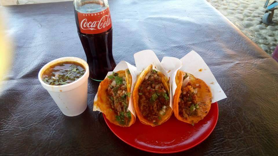 Birrieria Angelito | restaurant | Unnamed Road, Fraccionamiento Valle de las Palmas, Valle de las Palmas, Baja California, Mexico | 016645557042 OR +52 664 555 7042