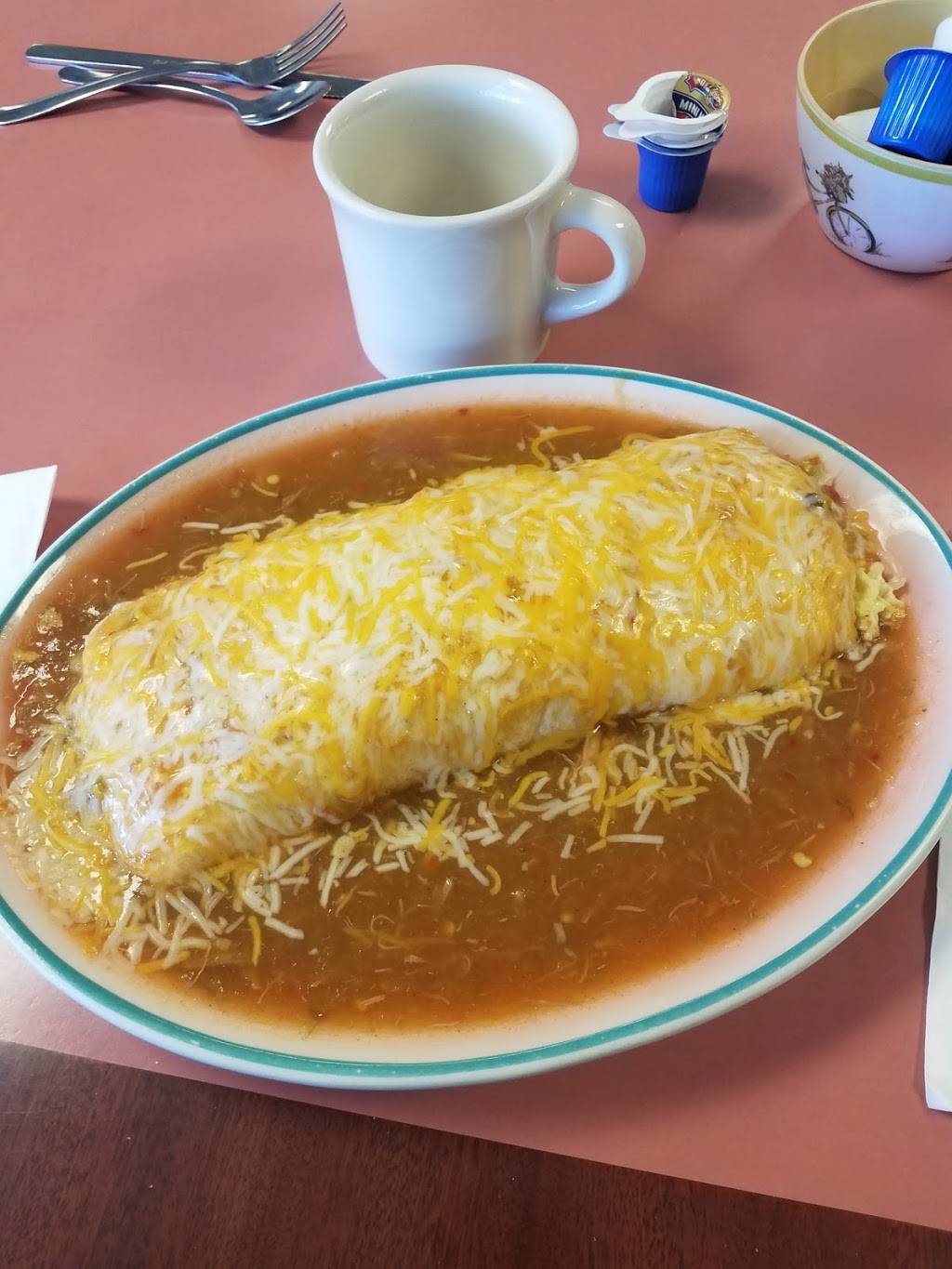 Georges restaurant | restaurant | 3454 S Broadway, Englewood, CO 80113, USA | 3037812787 OR +1 303-781-2787