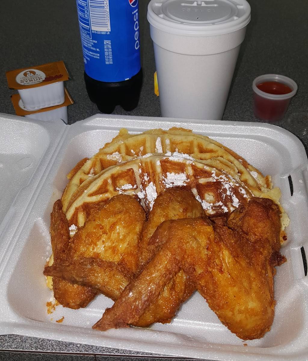 Chois Chicken & Trout | meal takeaway | 3436 Annapolis Rd, Baltimore, MD 21227, USA | 4103554000 OR +1 410-355-4000