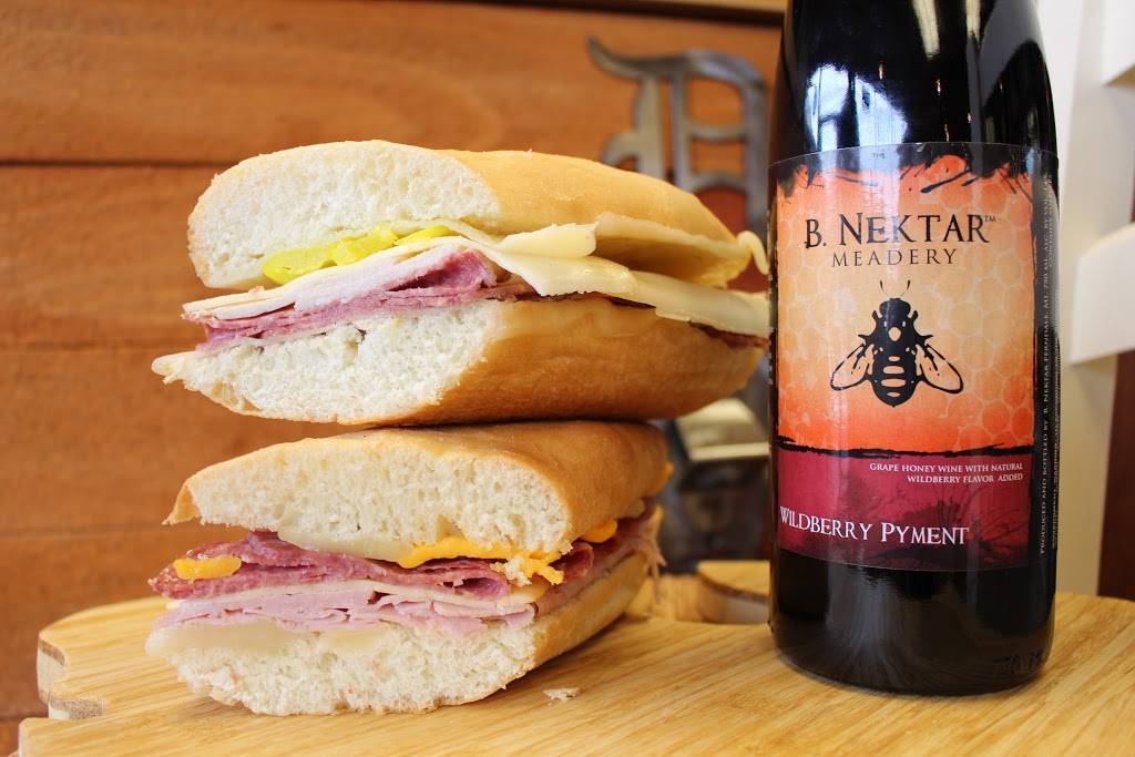 The Neighbors Shoppe | meal takeaway | 2833 Twelve Mile Rd, Berkley, MI 48072, USA | 2485468960 OR +1 248-546-8960