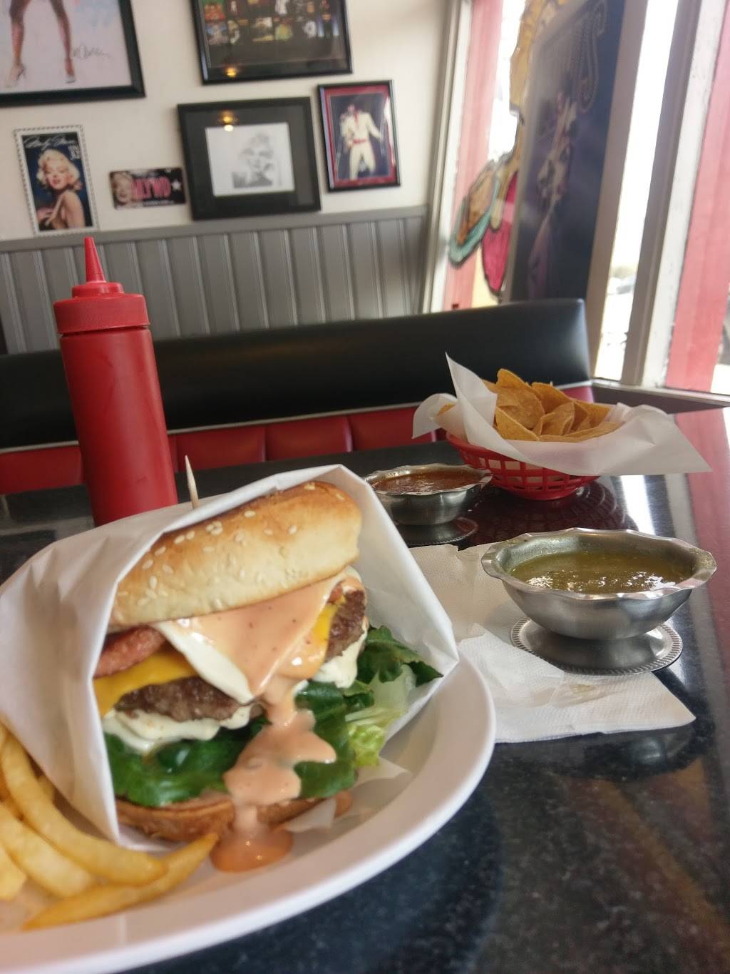 Chicas Place Deli & Grill | restaurant | 251 S Irwindale Ave, Azusa, CA 91702, USA | 6263341341 OR +1 626-334-1341