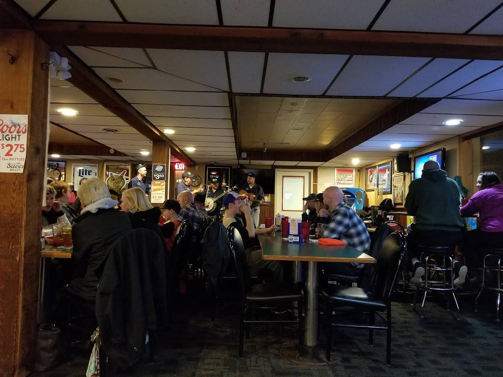 McCartys North 40 Sports Bar and Grille | restaurant | 46065 M-40, Paw Paw, MI 49079, USA | 2696550777 OR +1 269-655-0777