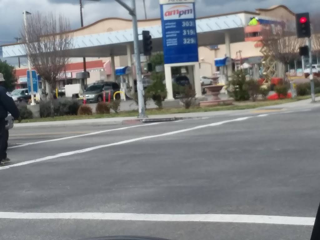 El Tepeyac Restaurant | restaurant | 385 E Mill St, San Bernardino, CA 92408, USA | 9098857977 OR +1 909-885-7977