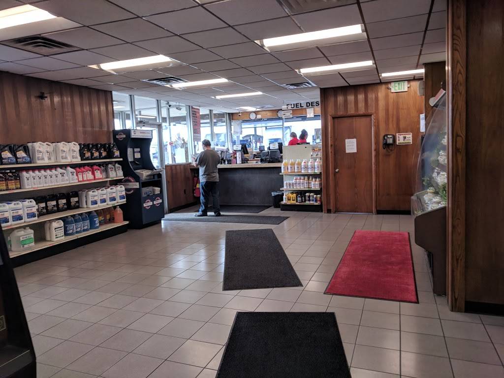 Fort Wayne Truck Plaza | restaurant | 3037 Goshen Rd, Fort Wayne, IN 46808, USA | 2604827814 OR +1 260-482-7814