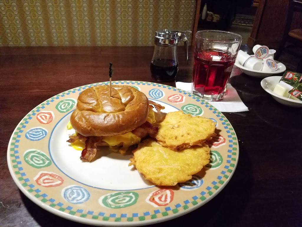 Ground Round Neenah | restaurant | 1010 Cameron Way, Neenah, WI 54956, USA | 9204869604 OR +1 920-486-9604