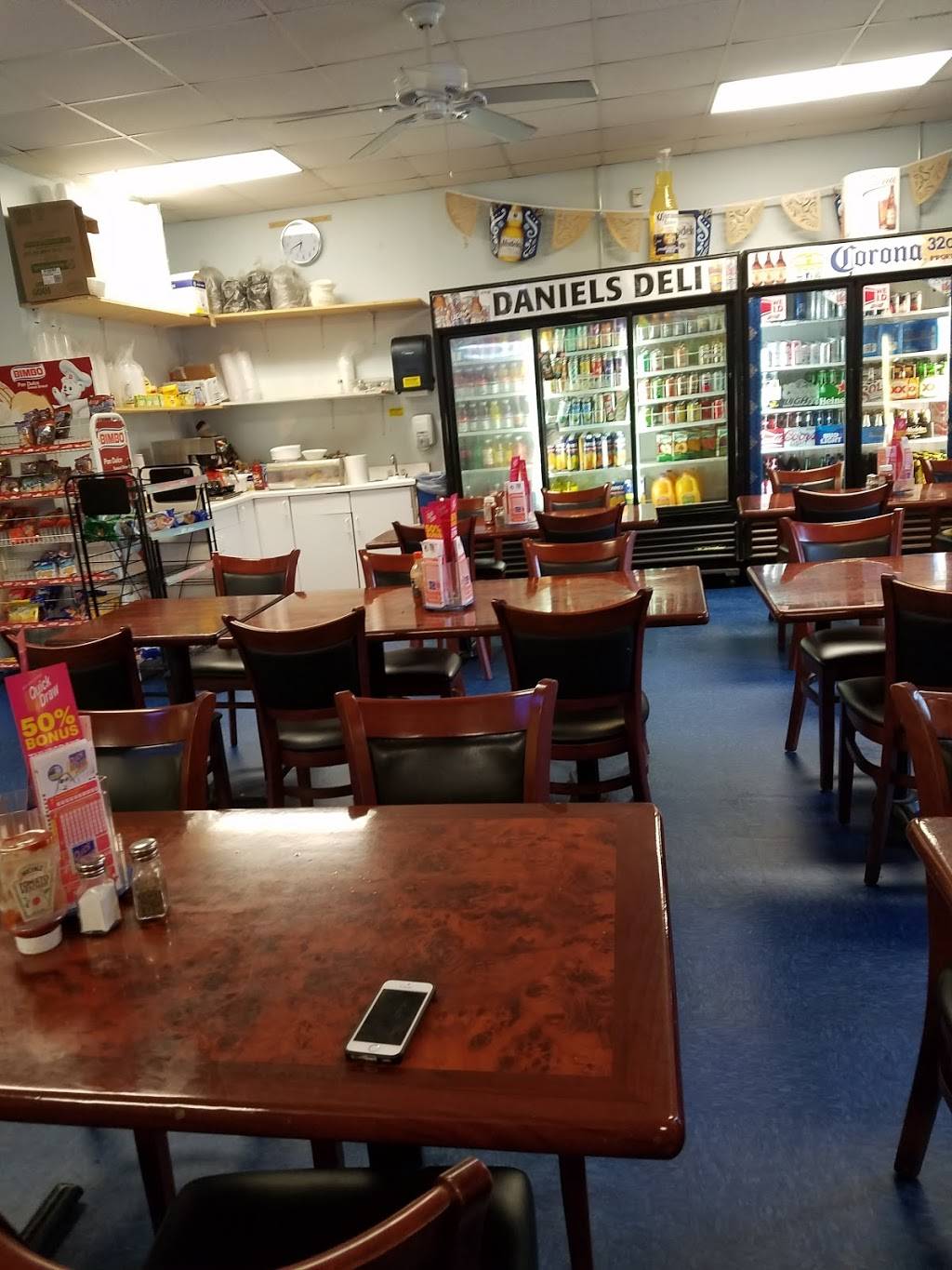 Daniels Deli | restaurant | 2554 South Ave, Wappingers Falls, NY 12590, USA | 8452982726 OR +1 845-298-2726