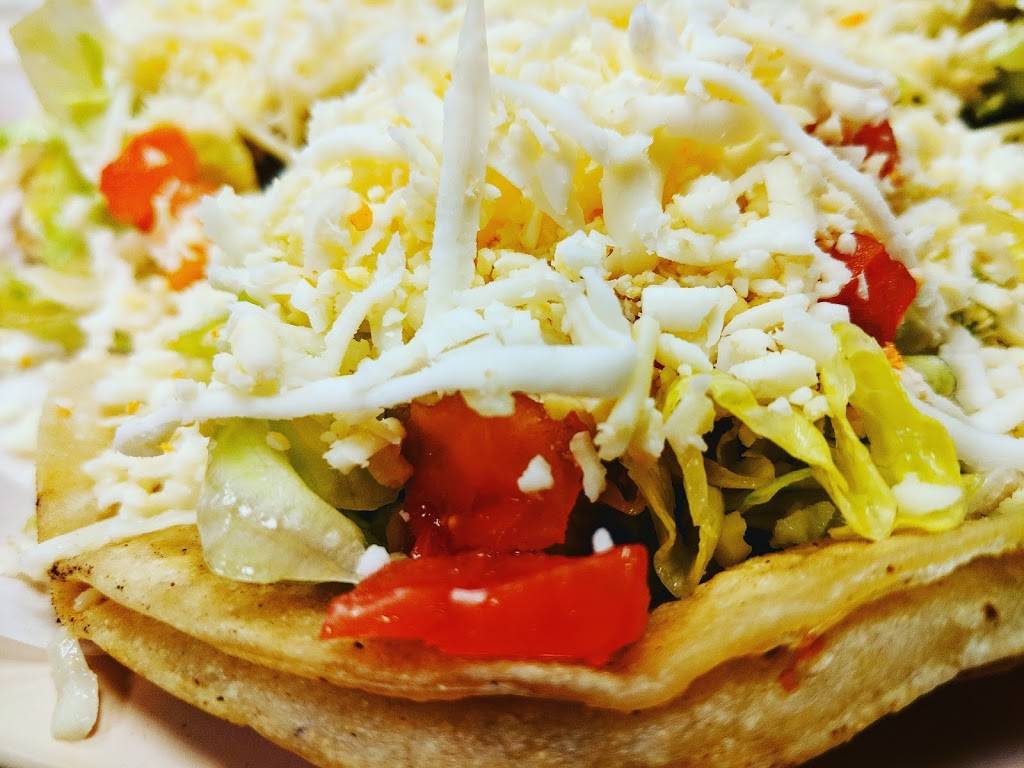 Tonys Burrito Méx | restaurant | 1957 W Belmont Ave, Chicago, IL 60657, USA | 7738324896 OR +1 773-832-4896