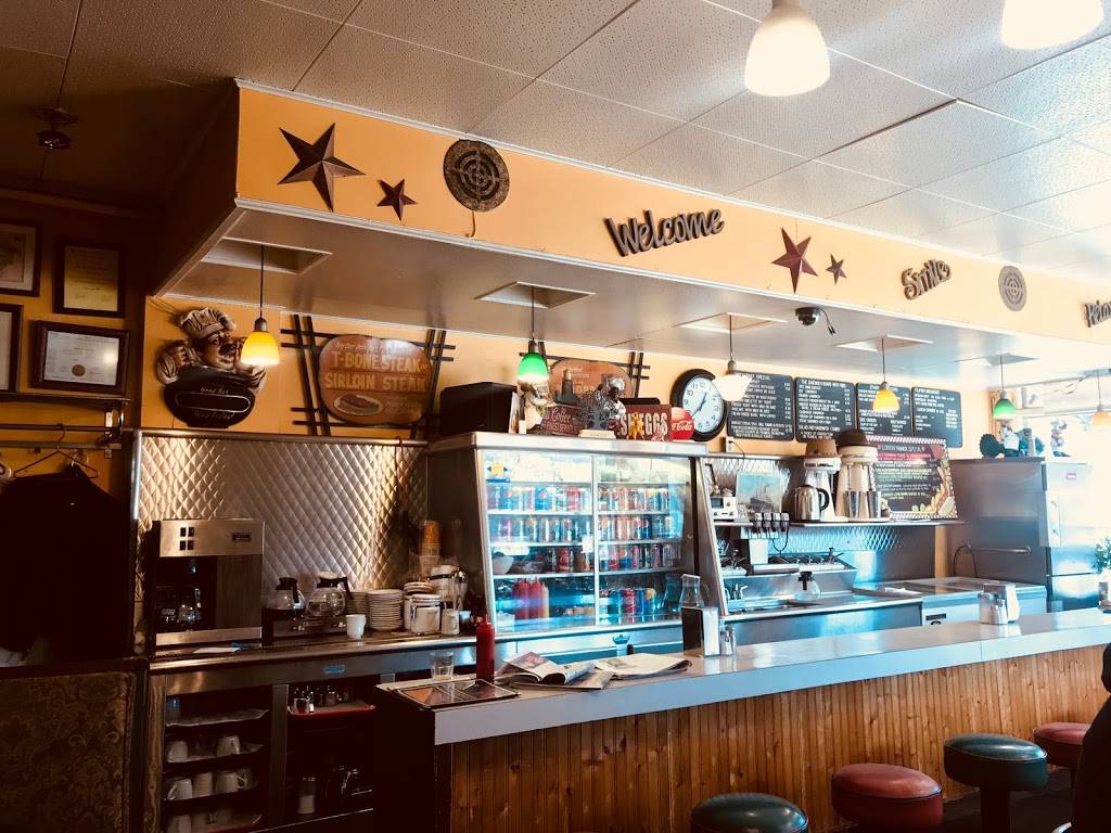 Ritz Restaurant | restaurant | 310 Donlands Ave, East York, ON M4J 3R9, Canada | 4164214696 OR +1 416-421-4696