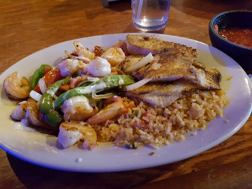 El Rodeo Mexican Restaurant | restaurant | 6673 Whitestown Pkwy, Zionsville, IN 46077, USA | 3177694216 OR +1 317-769-4216