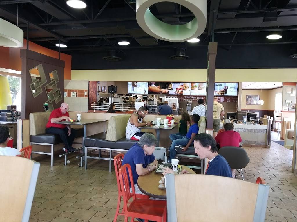 McDonalds | cafe | 502 W Brandon Blvd, Brandon, FL 33511, USA | 8136851355 OR +1 813-685-1355