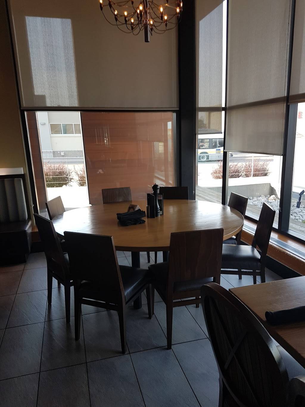 Milestones | restaurant | 787 Paramount Dr, Stoney Creek, ON L8J 0B4, Canada | 9055737317 OR +1 905-573-7317