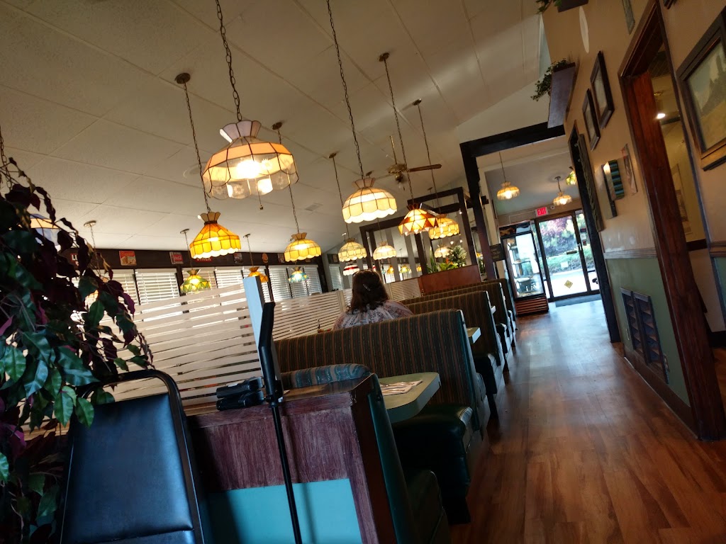 BeeGees Diner | restaurant | 506 E Main St, Rogue River, OR 97537, USA | 5415824147 OR +1 541-582-4147