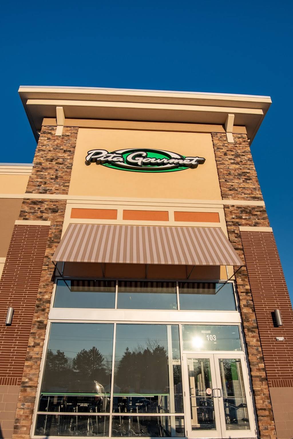 Pita Gourmet | restaurant | 6031 Transit Rd Suite 103, East Amherst, NY 14051, USA | 7167991222 OR +1 716-799-1222