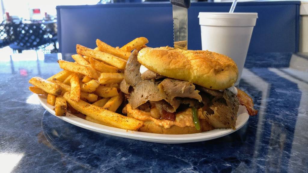 Greek Isles Restaurant | restaurant | 7037 Yankee Rd, Liberty Township, OH 45044, USA | 5137550600 OR +1 513-755-0600