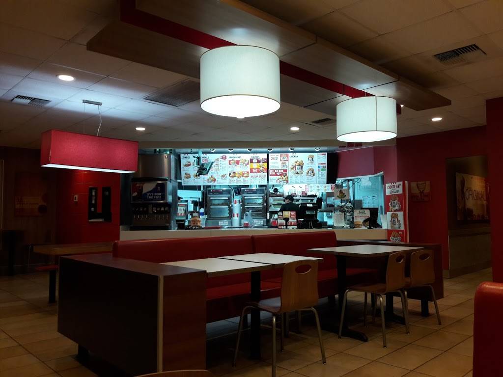 KFC | restaurant | 2970 W Valencia Rd, Tucson, AZ 85746, USA | 5203672765 OR +1 520-367-2765