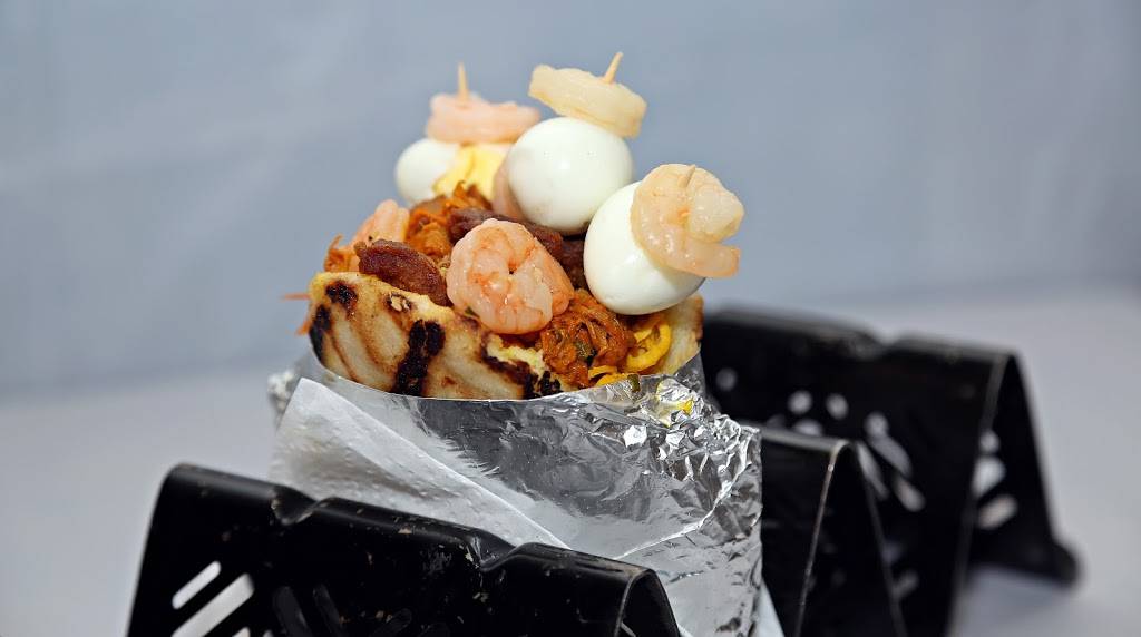 El Arepazo Colombian Food | restaurant | 8626 Roosevelt Ave, Jackson Heights, NY 11372, USA | 3477386579 OR +1 347-738-6579