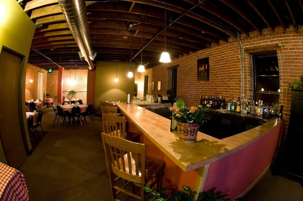 Pinocchios Italian Eatery | restaurant | 177 E Bridge St, Brighton, CO 80601, USA | 3036557777 OR +1 303-655-7777