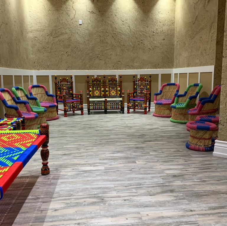 Village Taste | restaurant | 4141 Dixie Rd, Mississauga, ON L4W 1V5, Canada | 9052323663 OR +1 905-232-3663