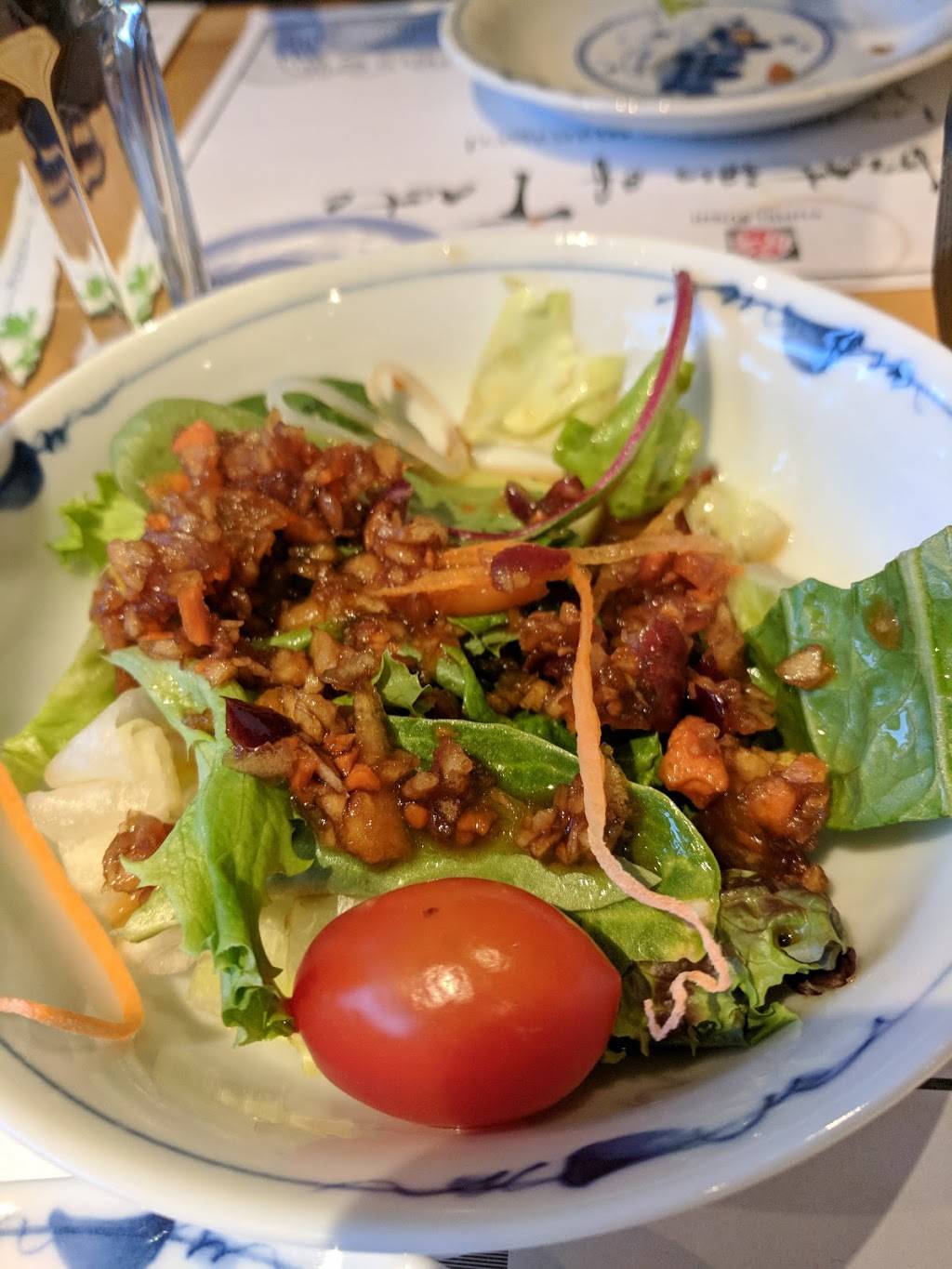 Yumei Sushi Japanese Restaurant | restaurant | 2116 Queen St E, Toronto, ON M4E 1G1, Canada | 4166987705 OR +1 416-698-7705