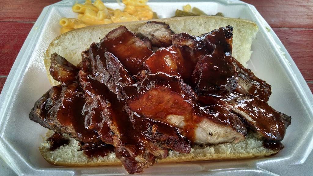 Smokin Joes BBQ & Grill | restaurant | 10252 S County Rd 39, Lithia, FL 33547, USA | 8137373010 OR +1 813-737-3010