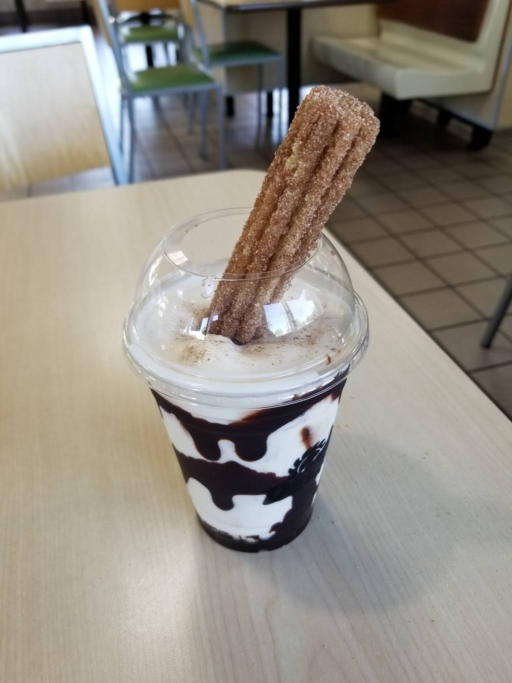 Del Taco | meal takeaway | 29245 Central Avenue, Lake Elsinore, CA 92532, USA | 9512452710 OR +1 951-245-2710