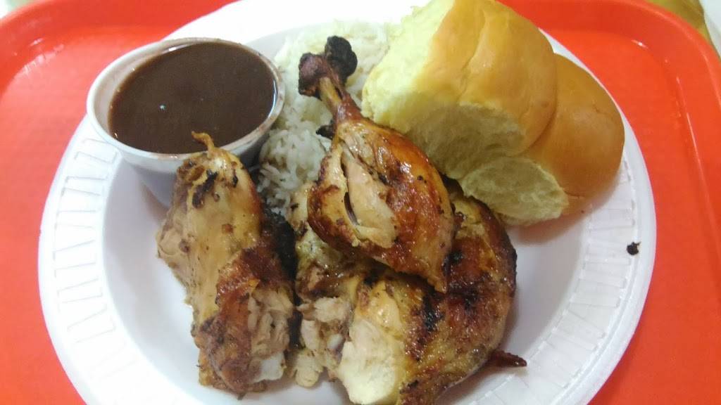 Pollo Tropical | restaurant | 3085 45th St, West Palm Beach, FL 33407, USA | 5616893562 OR +1 561-689-3562