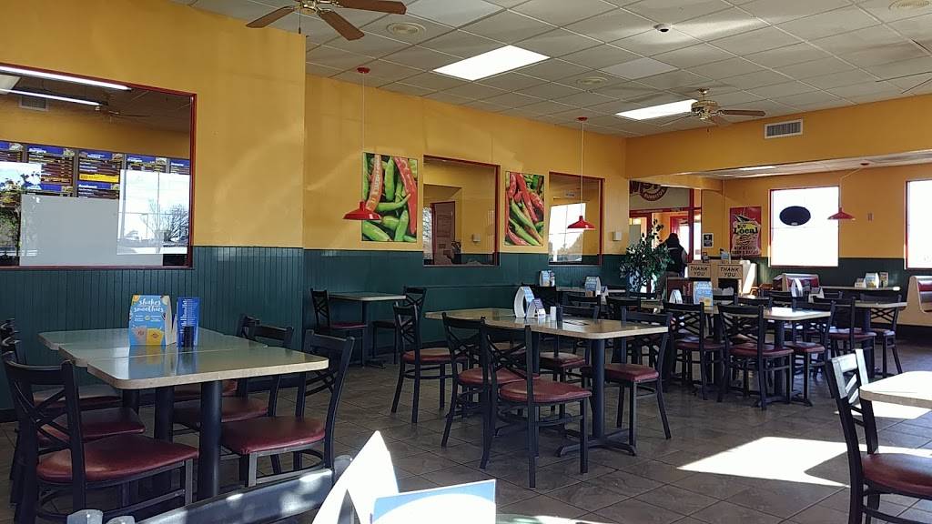 Twisters Burgers and Burritos | restaurant | 4101 Ridge Rock Rd SE, Rio Rancho, NM 87124, USA | 5058926384 OR +1 505-892-6384