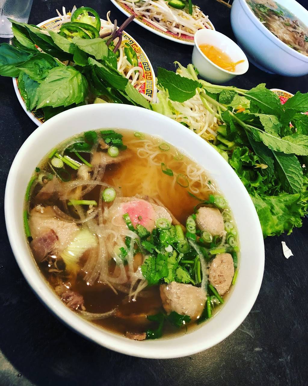 My Lan Restaurant | restaurant | 4015 E Belknap St, Fort Worth, TX 76111, USA | 8172221471 OR +1 817-222-1471