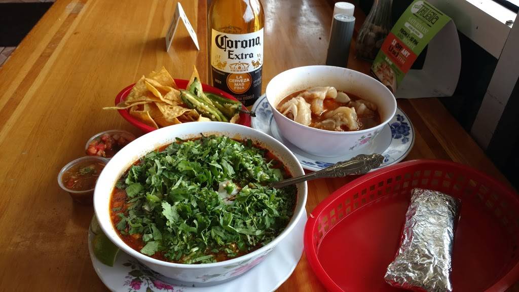 Taqueria Guadalajara | restaurant | 6 W Court St, Woodland, CA 95695, USA | 5306680628 OR +1 530-668-0628