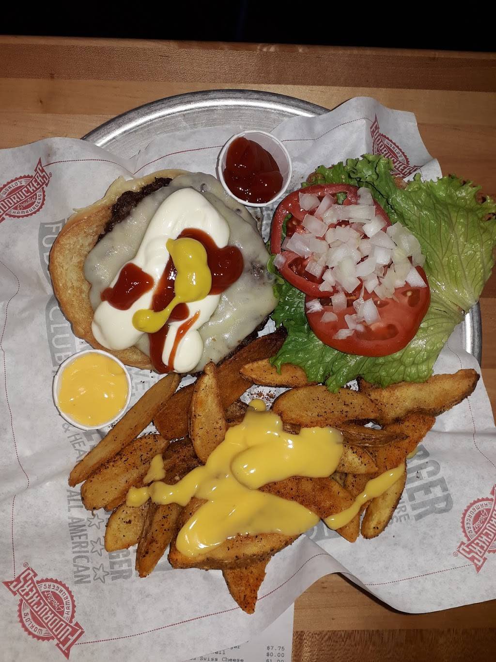 Fuddruckers | restaurant | 6360 North Point Pkwy, Alpharetta, GA 30022, USA | 7704753338 OR +1 770-475-3338