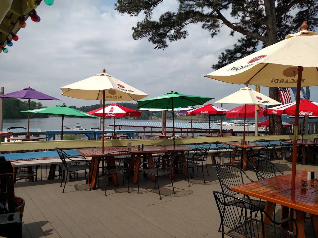 The Tiki Hut Lakeside Grill | restaurant | 156 Keowee Marina Dr, Seneca, SC 29672, USA | 8648820800 OR +1 864-882-0800