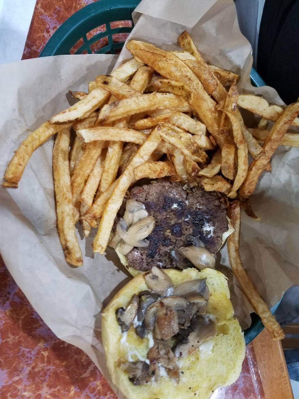 521 Filling Station | restaurant | 512 Hampton St, Kershaw, SC 29067, USA | 8034755211 OR +1 803-475-5211