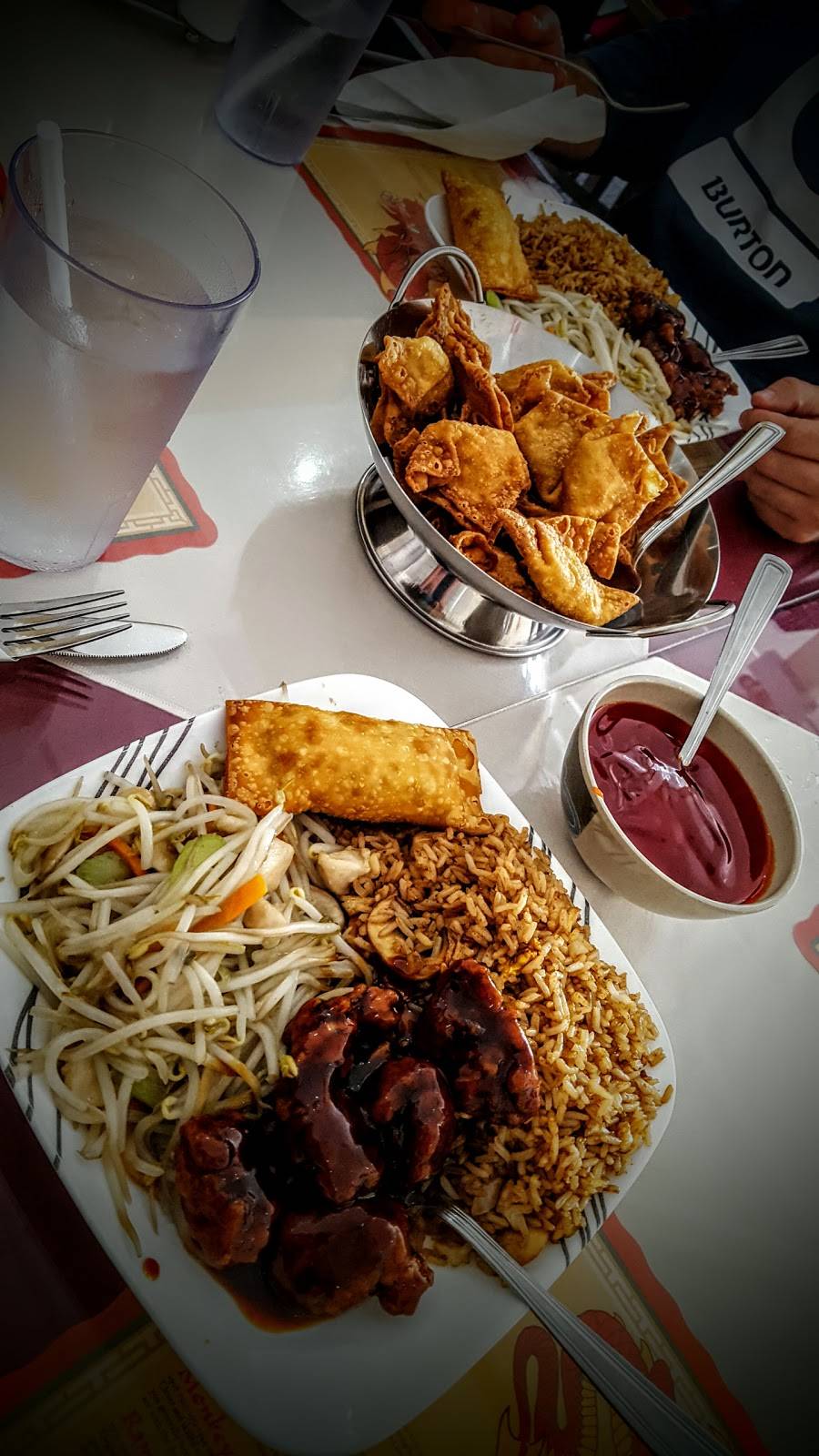 Tai Shan Express | restaurant | 151 West St, Simcoe, ON N3Y 1S7, Canada | 5194268088 OR +1 519-426-8088