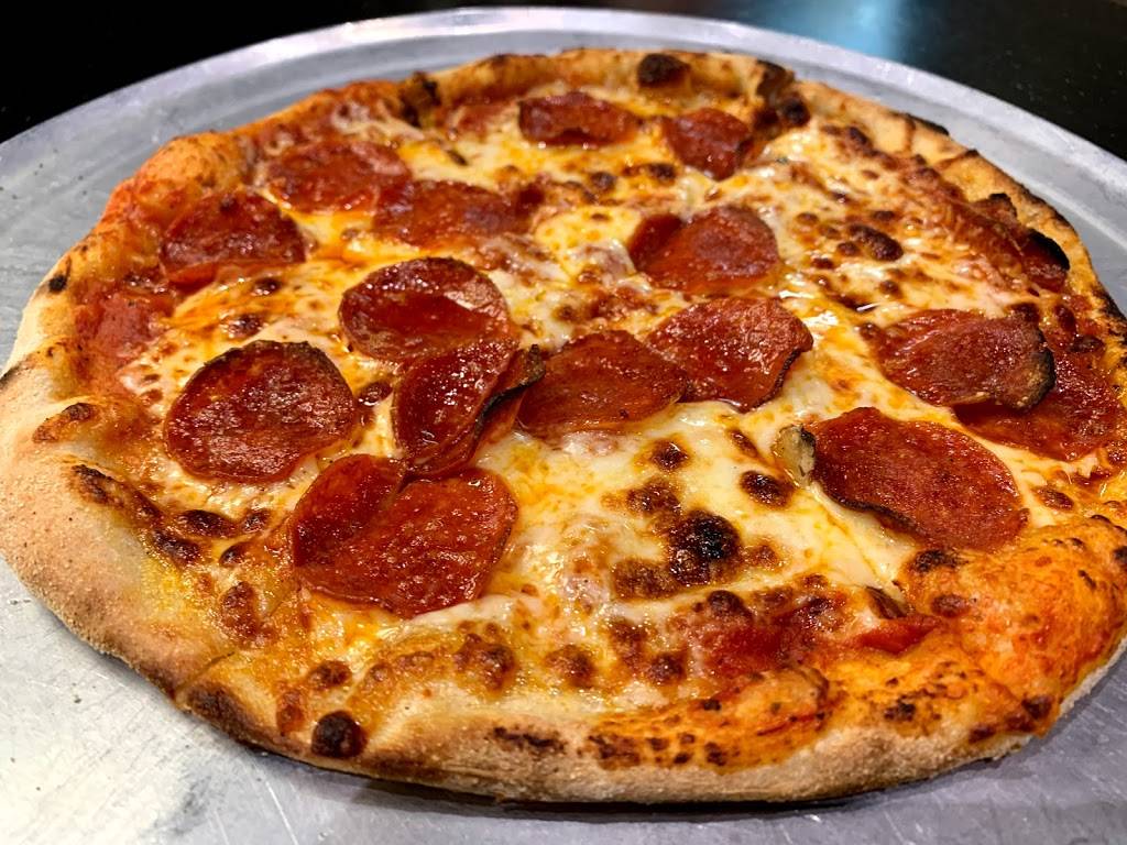 1000 Degrees Pizza Salad Wings | restaurant | 2511 W US Hwy 90, Lake City, FL 32055, USA | 3864385604 OR +1 386-438-5604