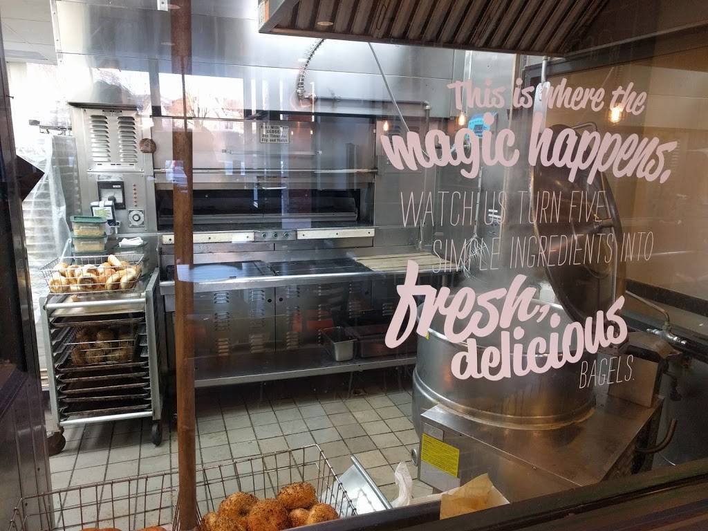 Brueggers Bagels | bakery | 2260 S Main St, Ann Arbor, MI 48103, USA | 7342132560 OR +1 734-213-2560