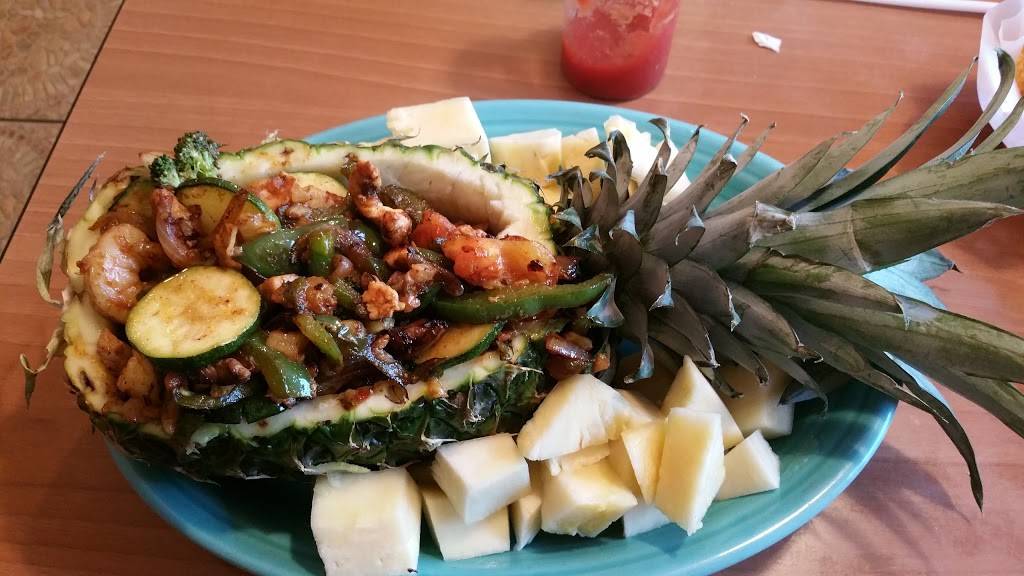 Tlaquepaque Mexican Grille & Restaurant | restaurant | 710 E Atkins St, Dobson, NC 27017, USA | 3363562130 OR +1 336-356-2130