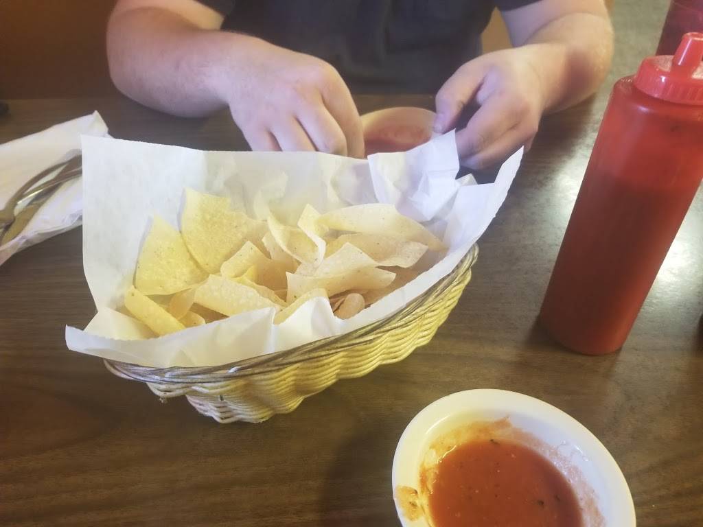 Villars Mexico Cafe | restaurant | 1860 S Hillside St, Wichita, KS 67211, USA | 3166861070 OR +1 316-686-1070