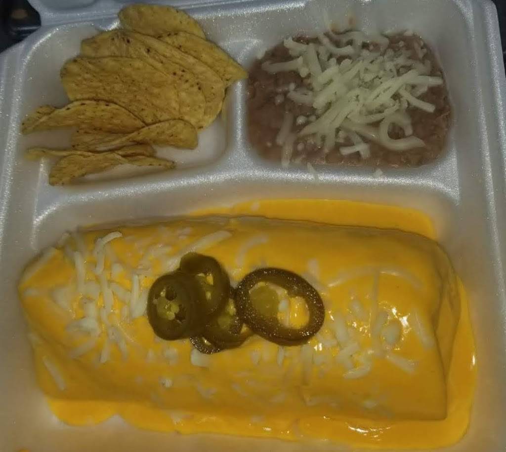 Santos El Rey del taco truck | restaurant | Winnetka Ave &, Vanowen St, Winnetka, CA 91306, USA | 8189436994 OR +1 818-943-6994