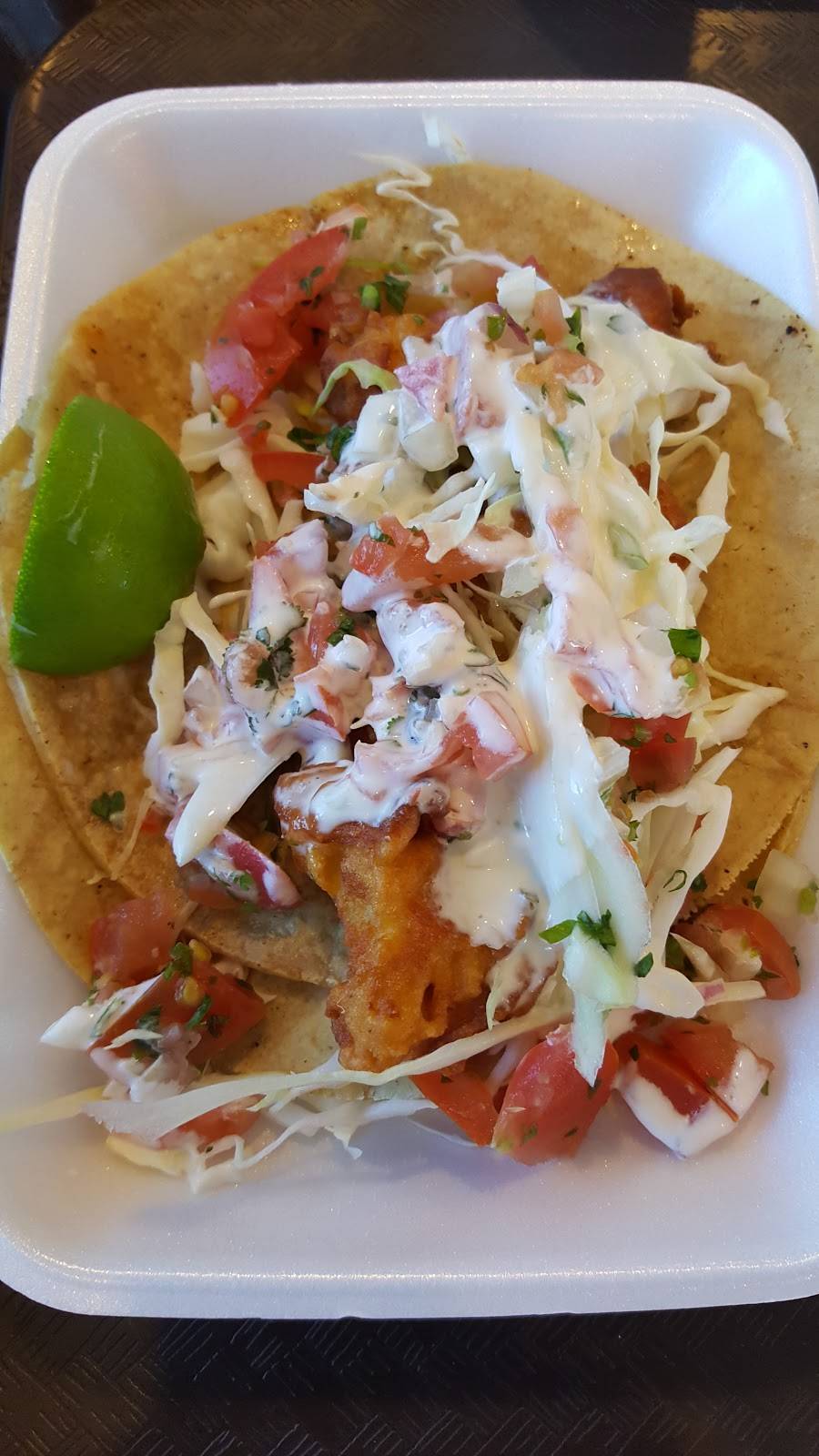 Palominos Mexican & Seafood | restaurant | 3860 Convoy St, San Diego, CA 92111, USA | 8582794025 OR +1 858-279-4025