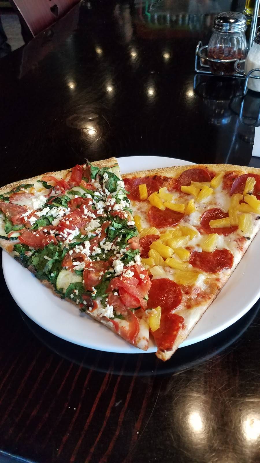 Gochees Pizza | meal delivery | 2 Embarcadero Center, San Francisco, CA 94111, USA | 4158349600 OR +1 415-834-9600