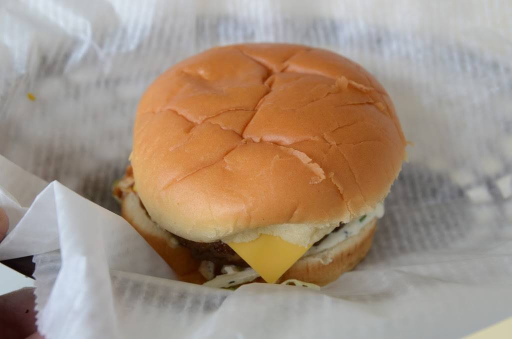 Hot Diggidy Dog Inc | restaurant | 106 Roxie Ave, Fayetteville, NC 28304, USA | 9104261300 OR +1 910-426-1300