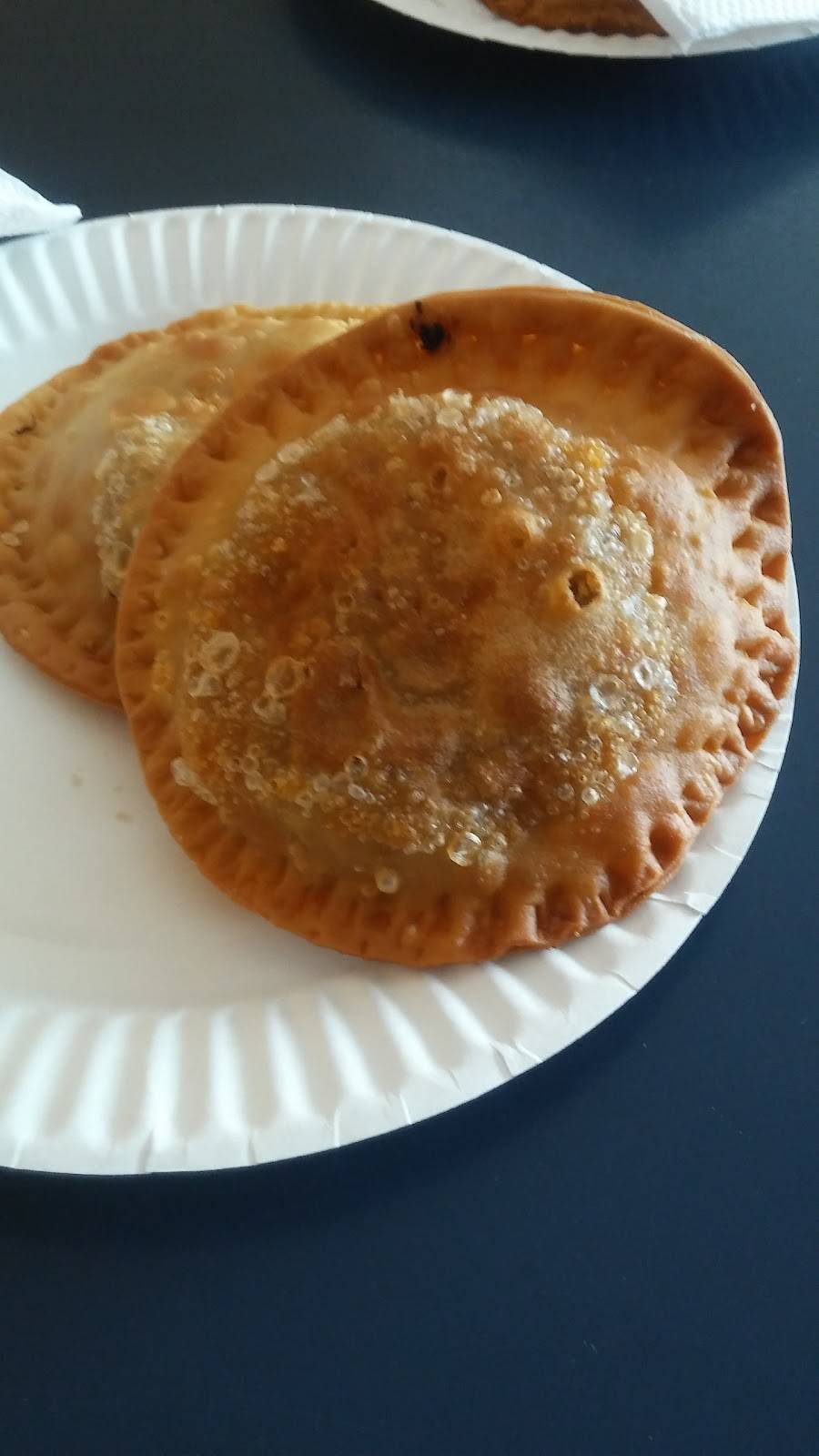 Reposteria Miguelina | restaurant | 154 Essex St, Lawrence, MA 01840, USA | 9789753378 OR +1 978-975-3378