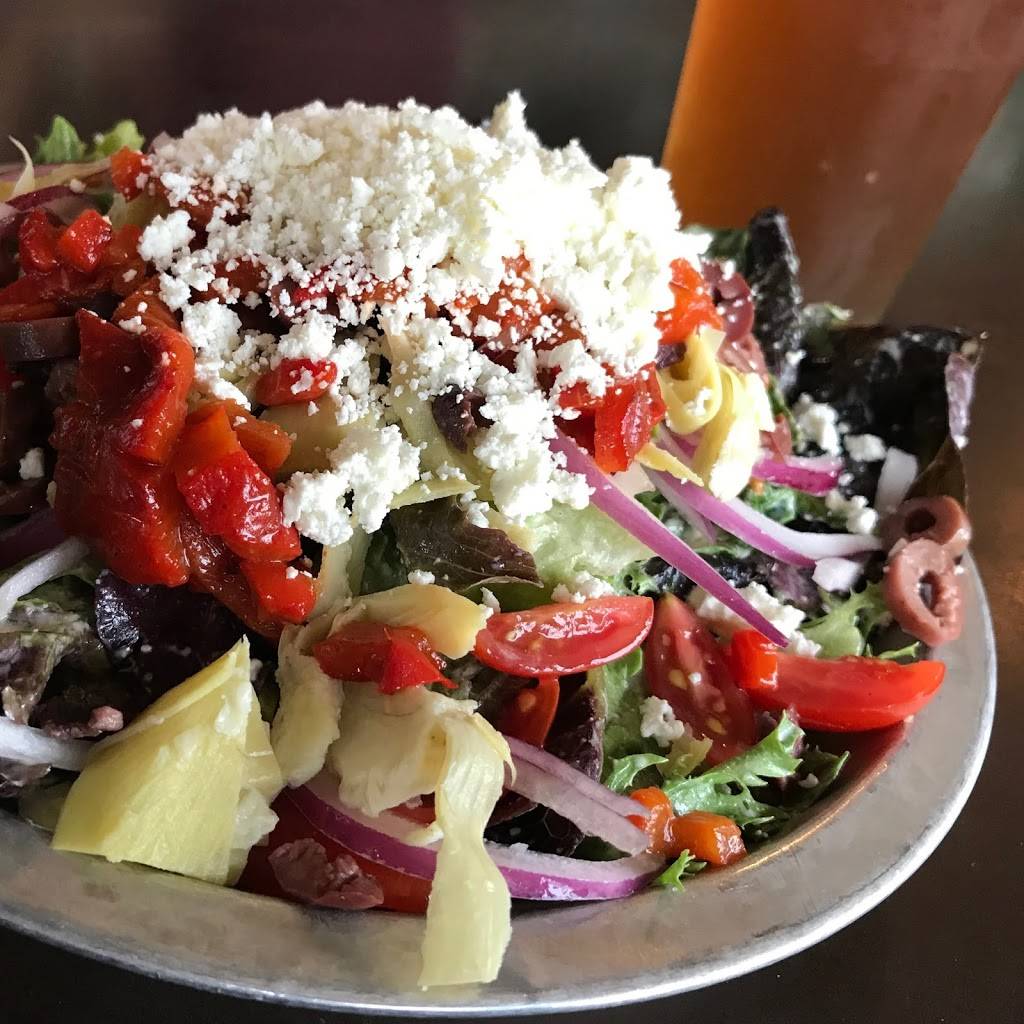 The Filling Station Microbrewery | restaurant | 642 Railroad Pl, Traverse City, MI 49686, USA | 2319468168 OR +1 231-946-8168