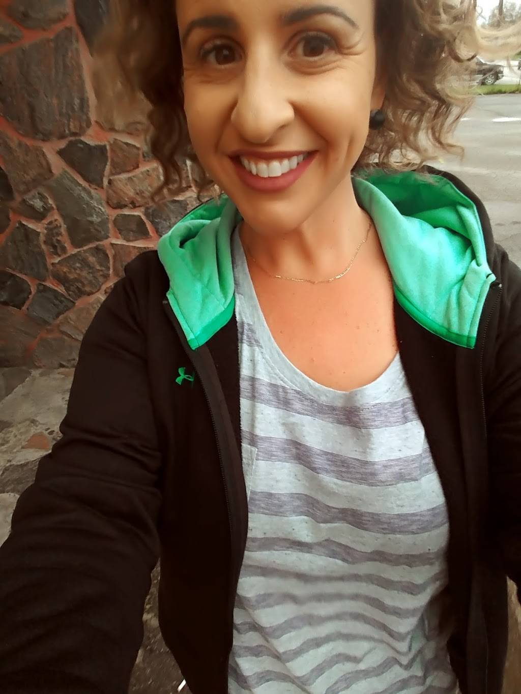 Lotos Sports Bar And Grill | restaurant | 275 Barton St, Stoney Creek, ON L8E 2K4, Canada | 9056627554 OR +1 905-662-7554