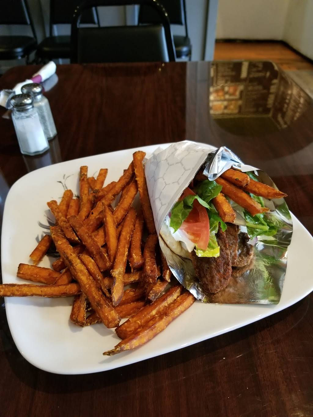 EZ Grill NYC | restaurant | 790 Lydig Ave, Bronx, NY 10462, USA | 3472818802 OR +1 347-281-8802