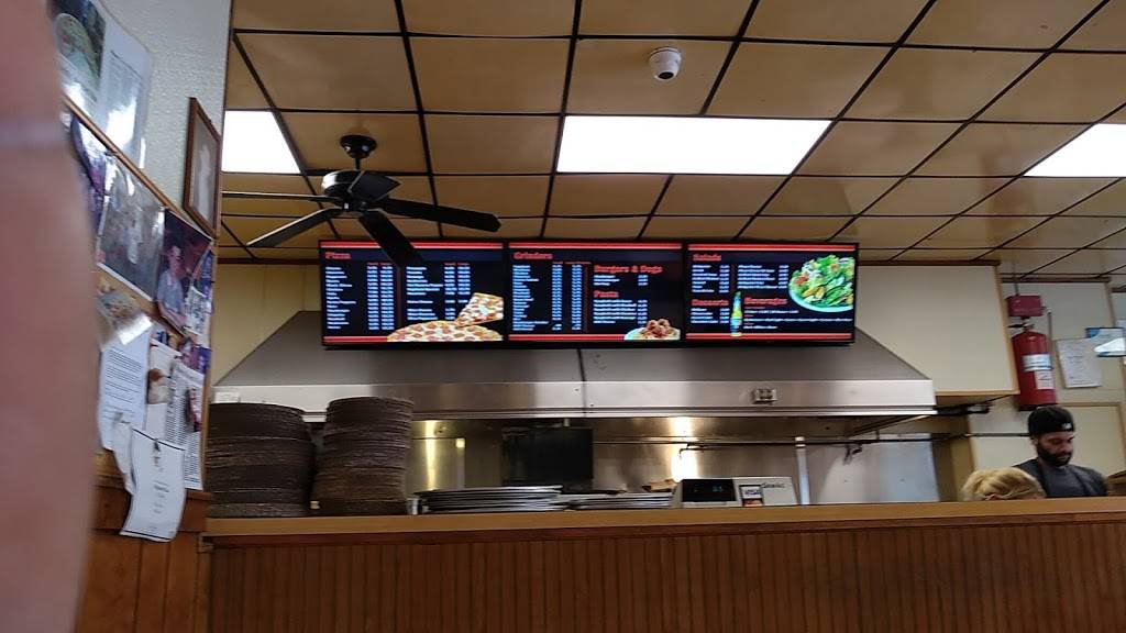 Highland Pizza | restaurant | 797 Robeson St, Fall River, MA 02720, USA | 5086750591 OR +1 508-675-0591