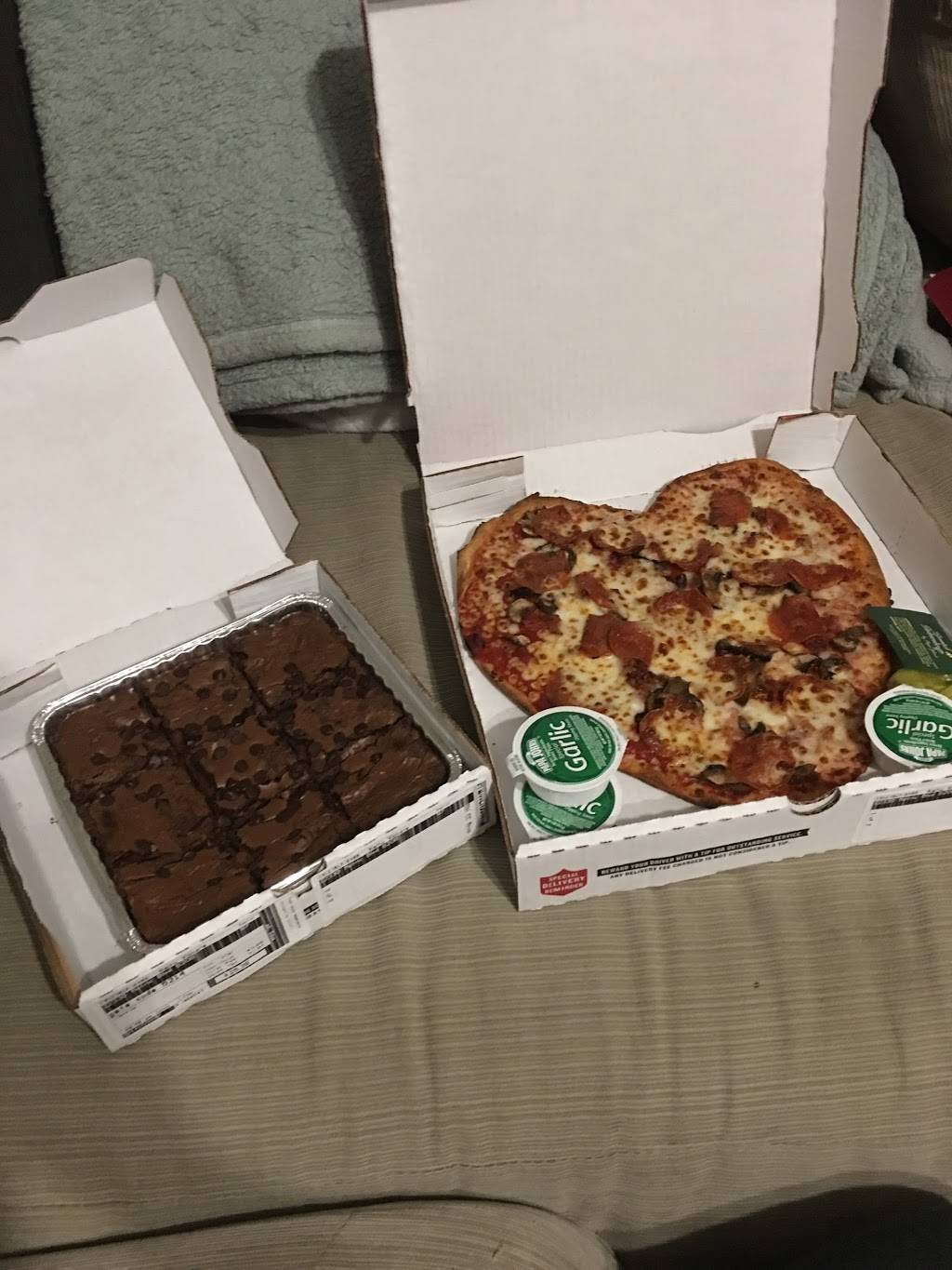 Papa Johns Pizza | restaurant | 2113 Wells Branch Pkwy, Austin, TX 78728, USA | 5122517272 OR +1 512-251-7272