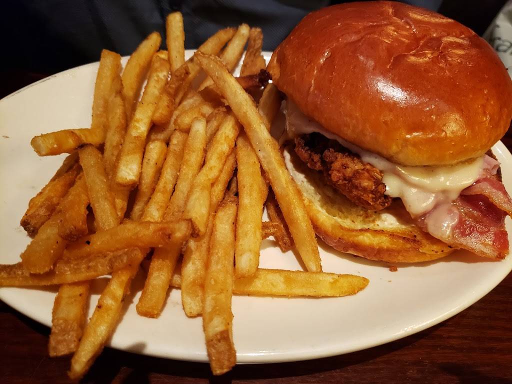 BJs Restaurant & Brewhouse | restaurant | 2425 W Memorial Rd, Oklahoma City, OK 73134, USA | 4057486770 OR +1 405-748-6770