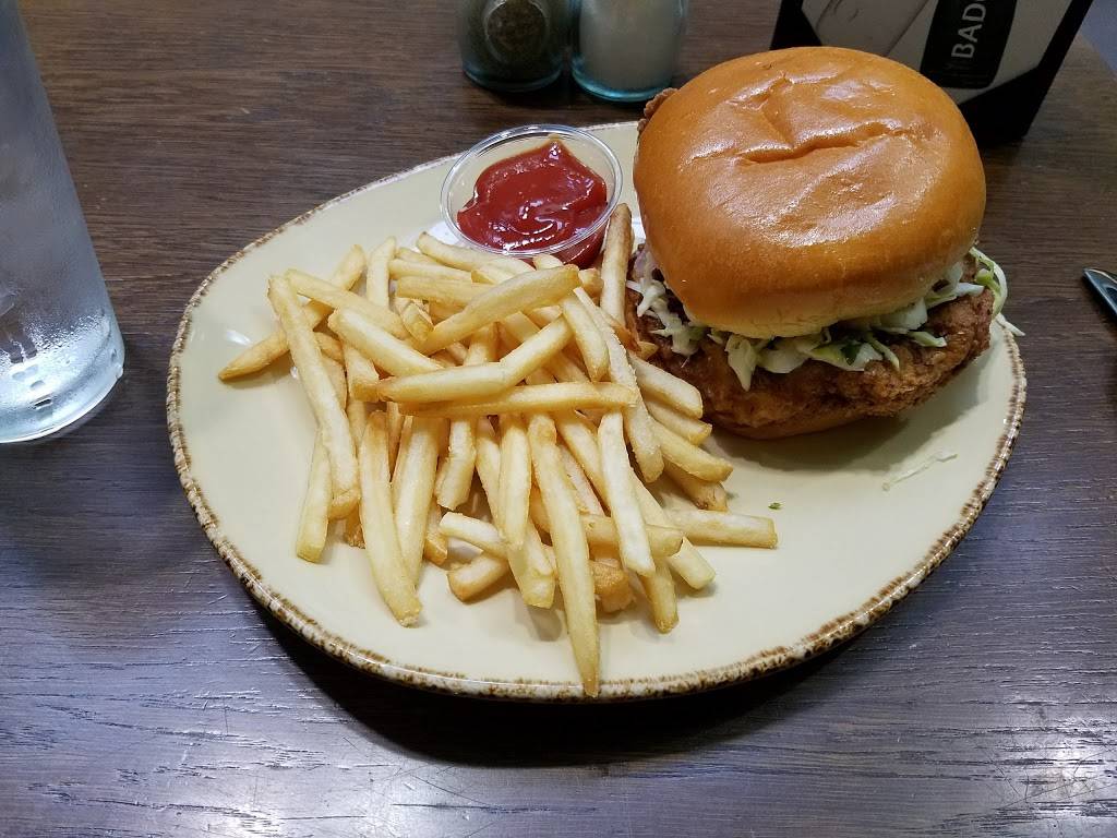 Fords Filling Station | restaurant | Los Angeles International Airport - Terminal 5, West Way, Los Angeles, CA 90045, USA | 2132350254 OR +1 213-235-0254